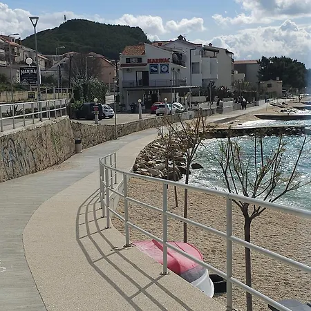 Apartment Lux Mare Spectacular Sea View, Only A 10 Meters From The