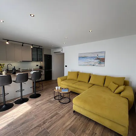 Lux Mare Spectacular Sea View, Only A 10 Meters From The Appartement *